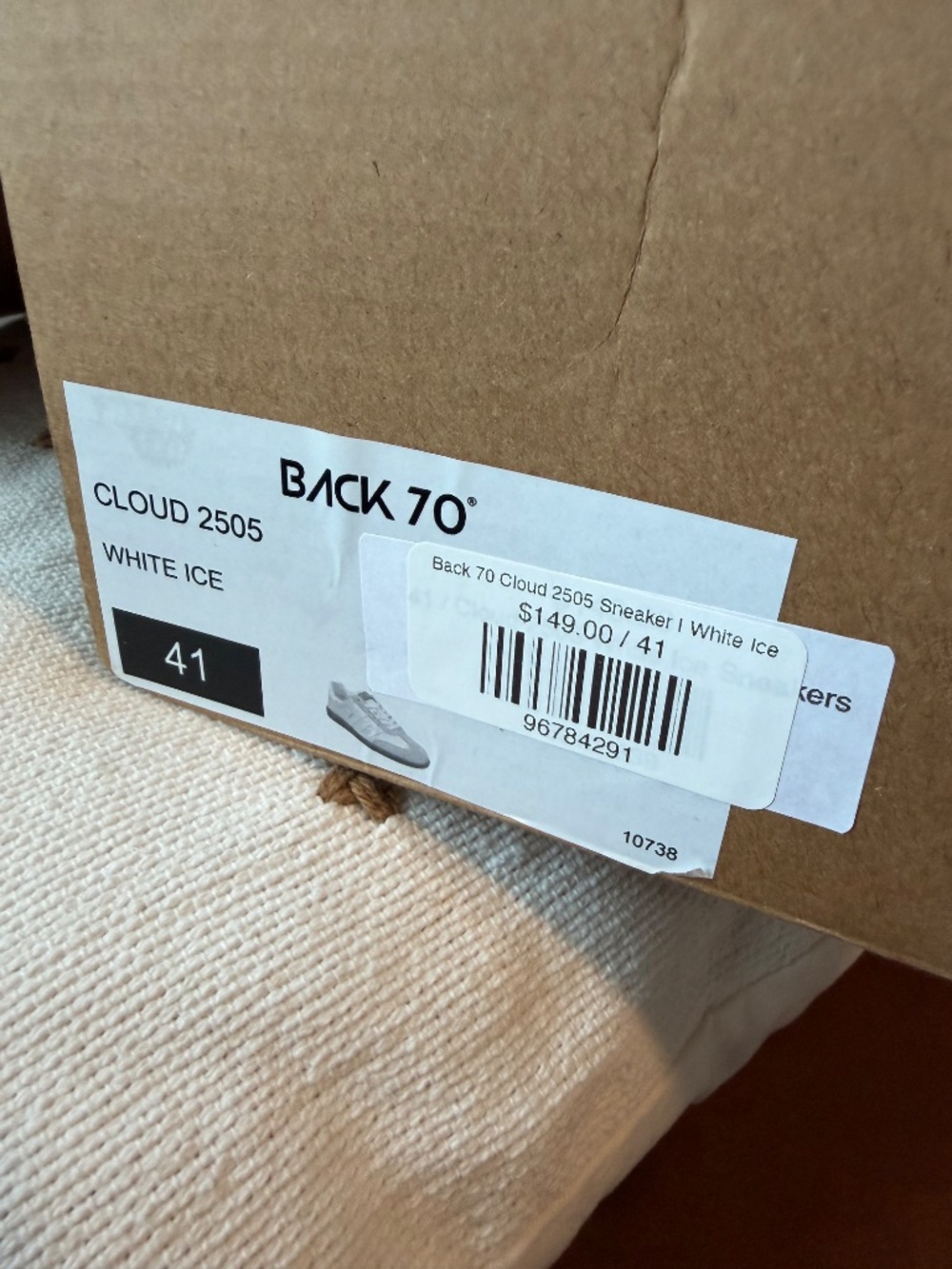 New in box! Womens back70 cloud leather sneakers 41/9.5 white ice - Picture 4 of 12